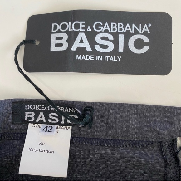 Dolce & Gabbana Pencil Skirt Back slit - Picture 4 of 11